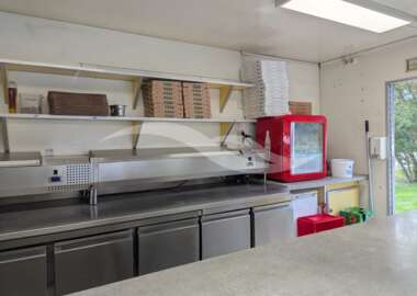 Remorque pizza au feu de bois