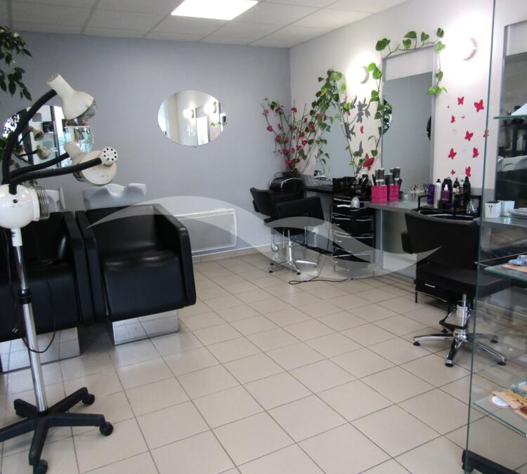 L0472 | Salon de coiffure avec potentiel Barber Shop