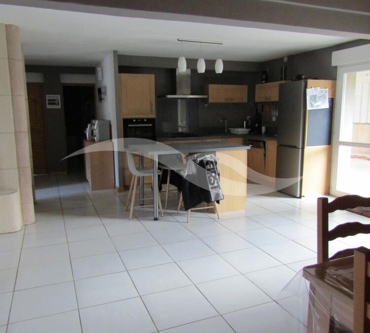 A0061 | A0061 – ATELIER 400 M² + LOGEMENT